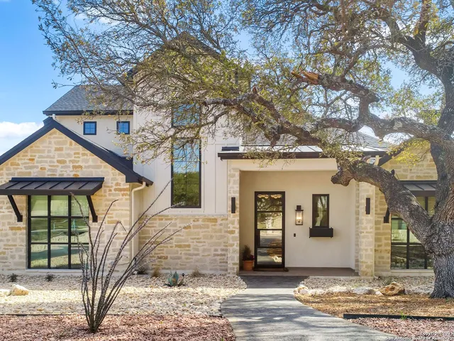 $1,250,000 | 8030 Colonial Woods, Boerne, TX 78015
