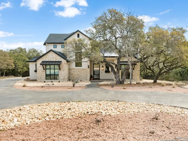 $1,250,000 | 8030 Colonial Woods, Boerne, TX 78015