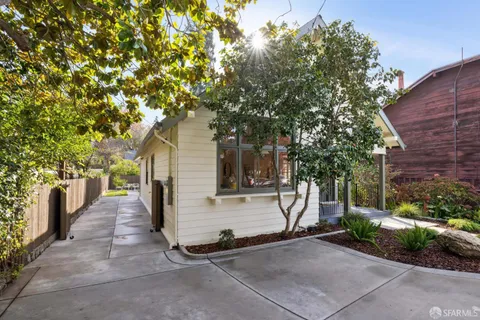 $1,795,000 | 6043 Harwood Avenue, Oakland, CA 94618
