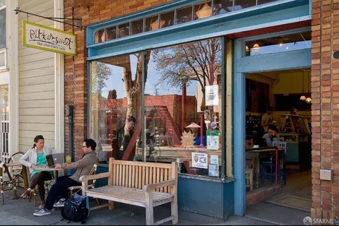 $1,795,000 | 6043 Harwood Avenue, Oakland, CA 94618