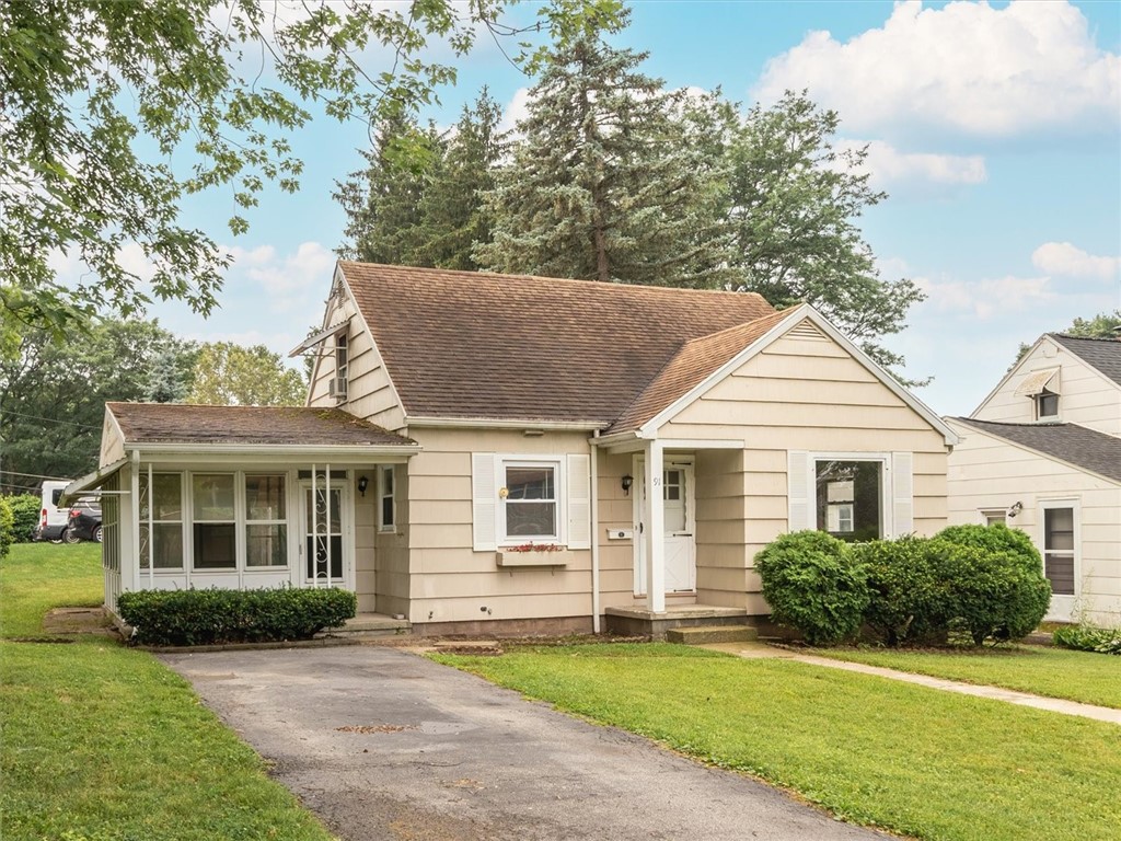 91 Brighton Park Rochester, NY 14620 - Photo 1 of 1
