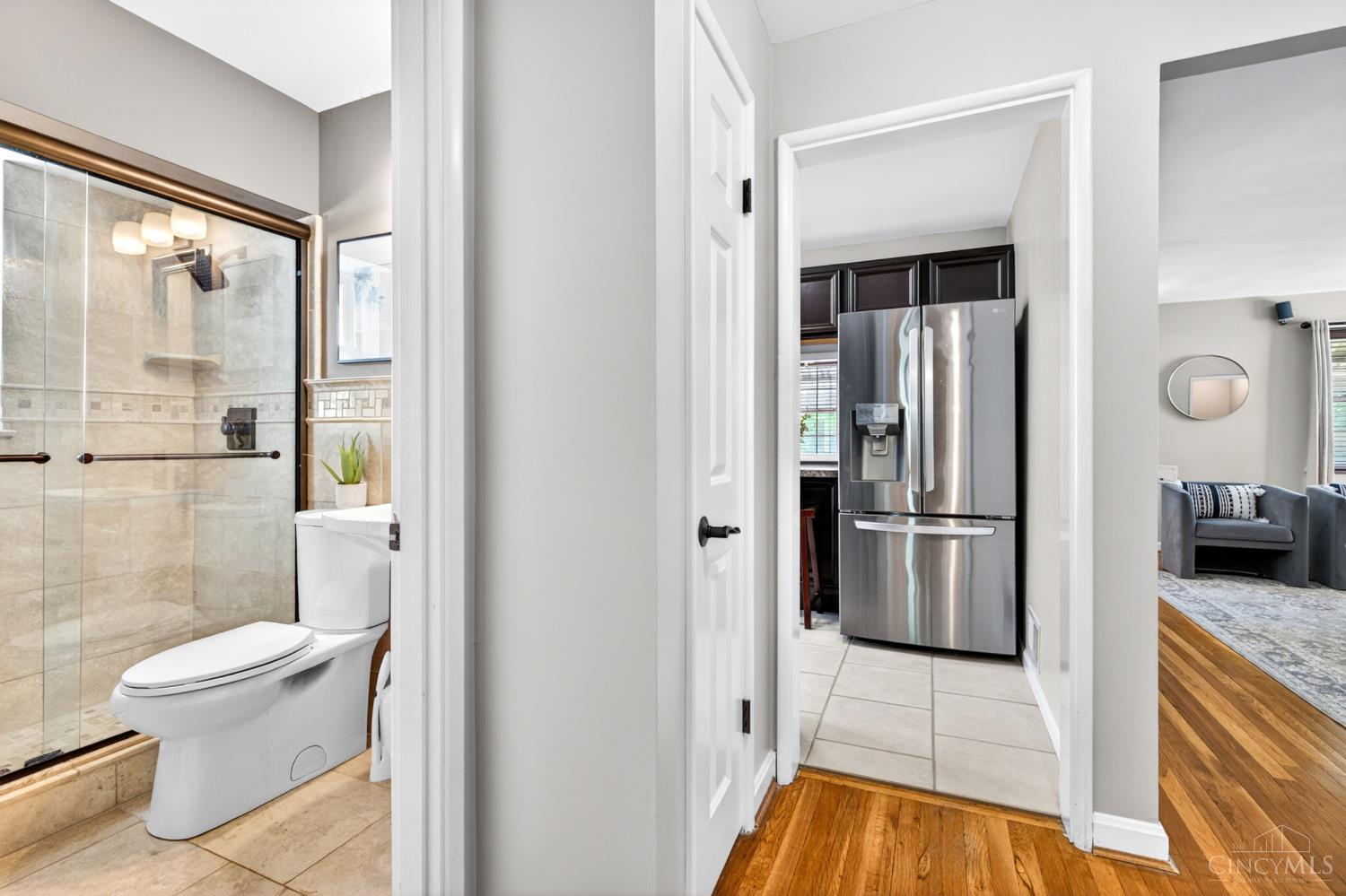 3674 Brotherton Road Cincinnati, OH 45209 - Photo 16 of 45