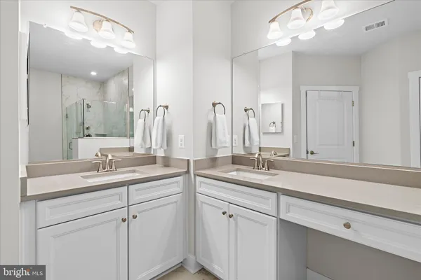 $799,900 | 132 Wheelhouse Way, Unit 11, Chester, MD 21619