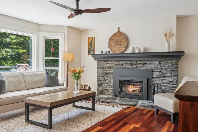 $1,250,000 | 21 Pinnacle Point, Moretown, VT 05660