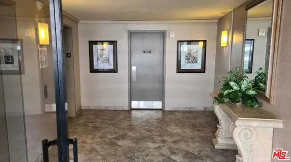 a room with lots of gym equipment