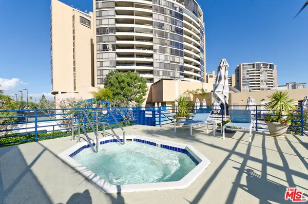 $5,500 | 4335 Marina City Drive, Unit 340, Marina del Rey, CA 90292