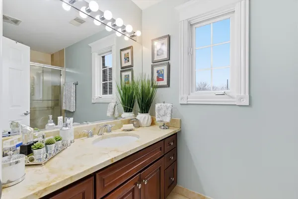 $1,299,000 | 395 Scott Street, Elmhurst, IL 60126