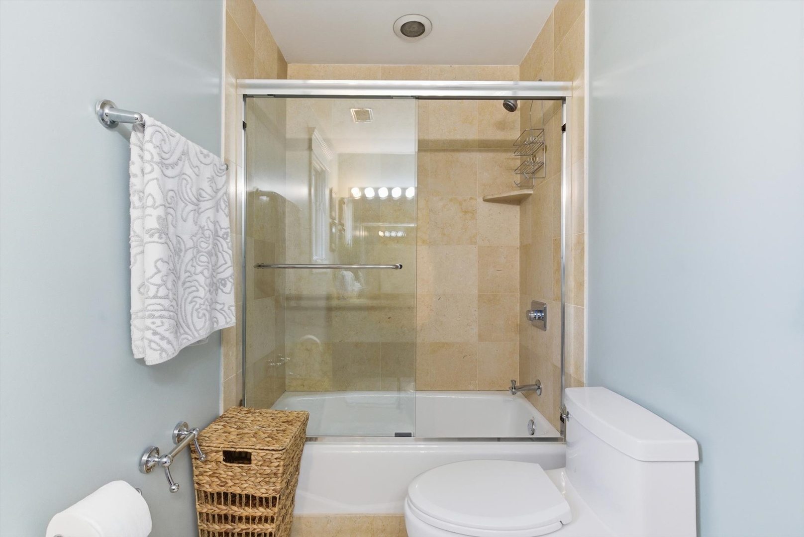 395 Scott Street Elmhurst, IL 60126 - Photo 18 of 46 a bathroom with a shower and toilet