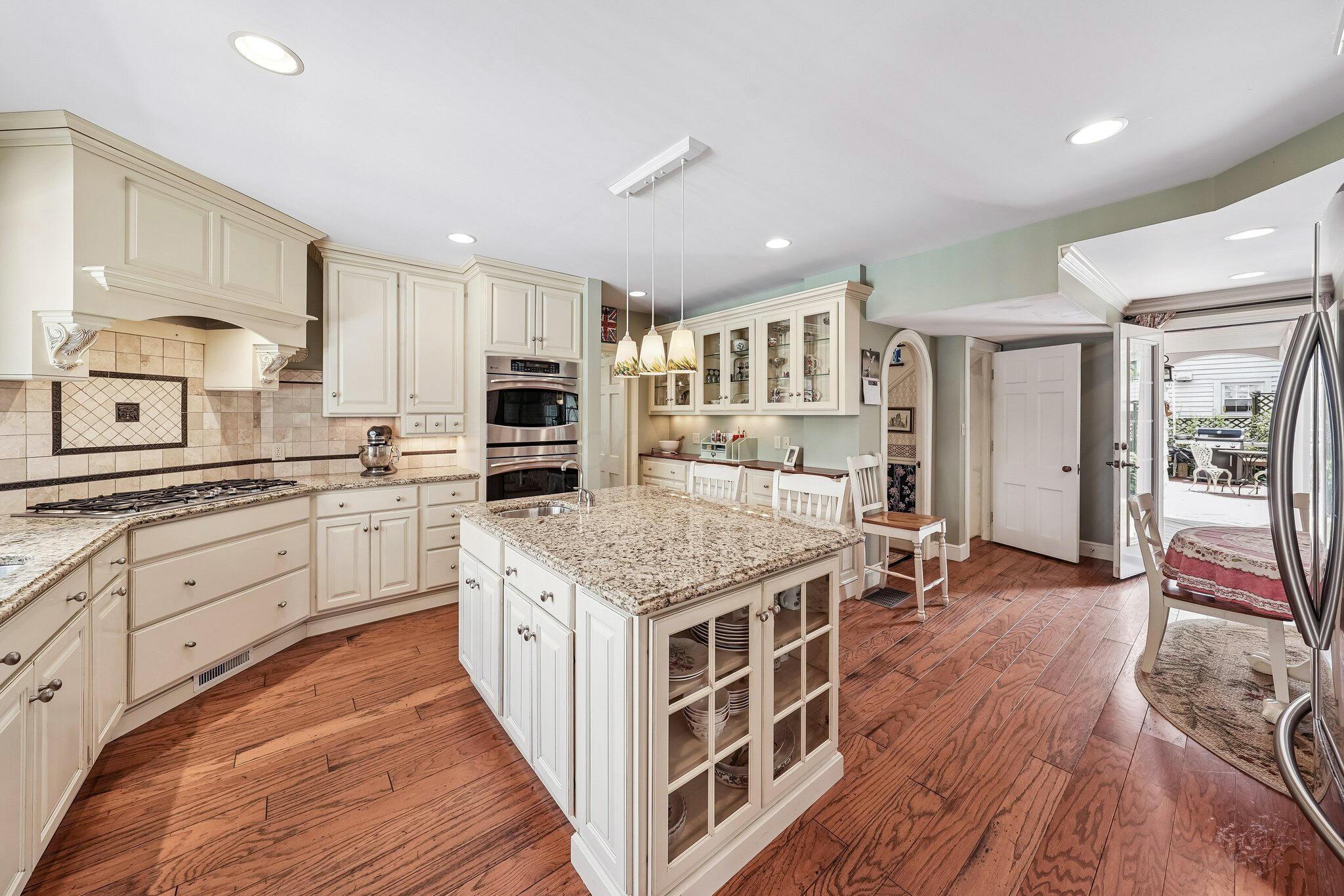 170 Overwood Road Akron, OH 44313 - Photo 15 of 53 Kitchen