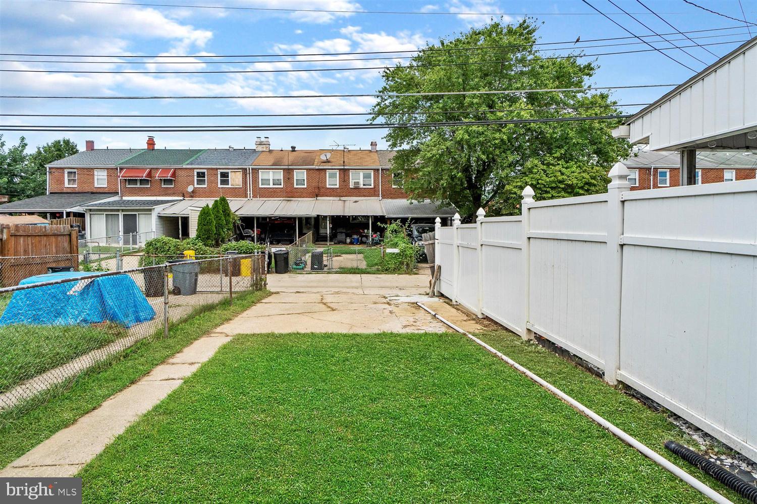 8164 North Boundary Road Baltimore, MD 21222 - Photo 30 of 31 Fenced in yard