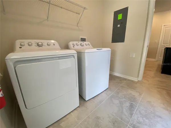 $2,490 | 2999 Aqua Virgo Loop, Unit 1, Orlando, FL 32837