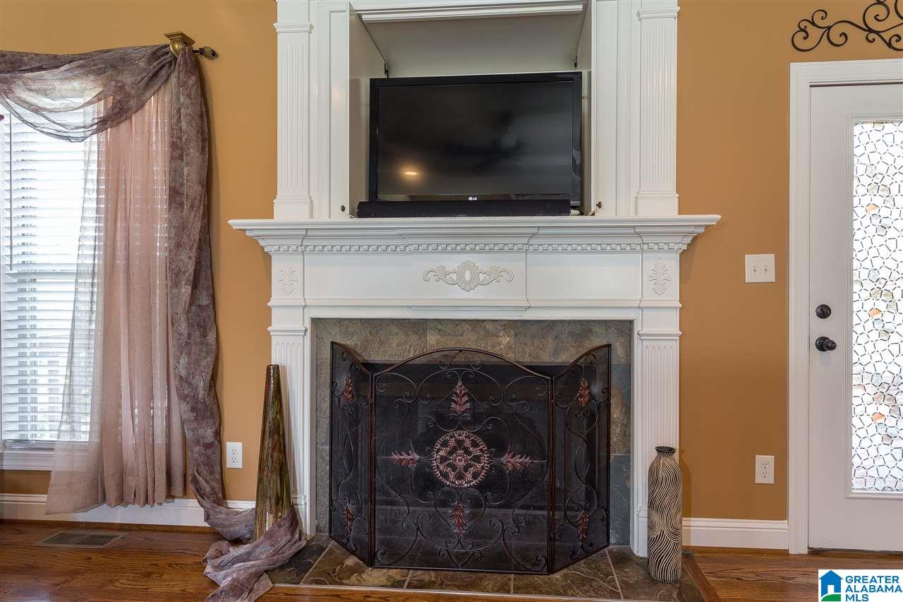 6446 Cambridge Road Pinson, AL 35126 - Photo 7 of 38