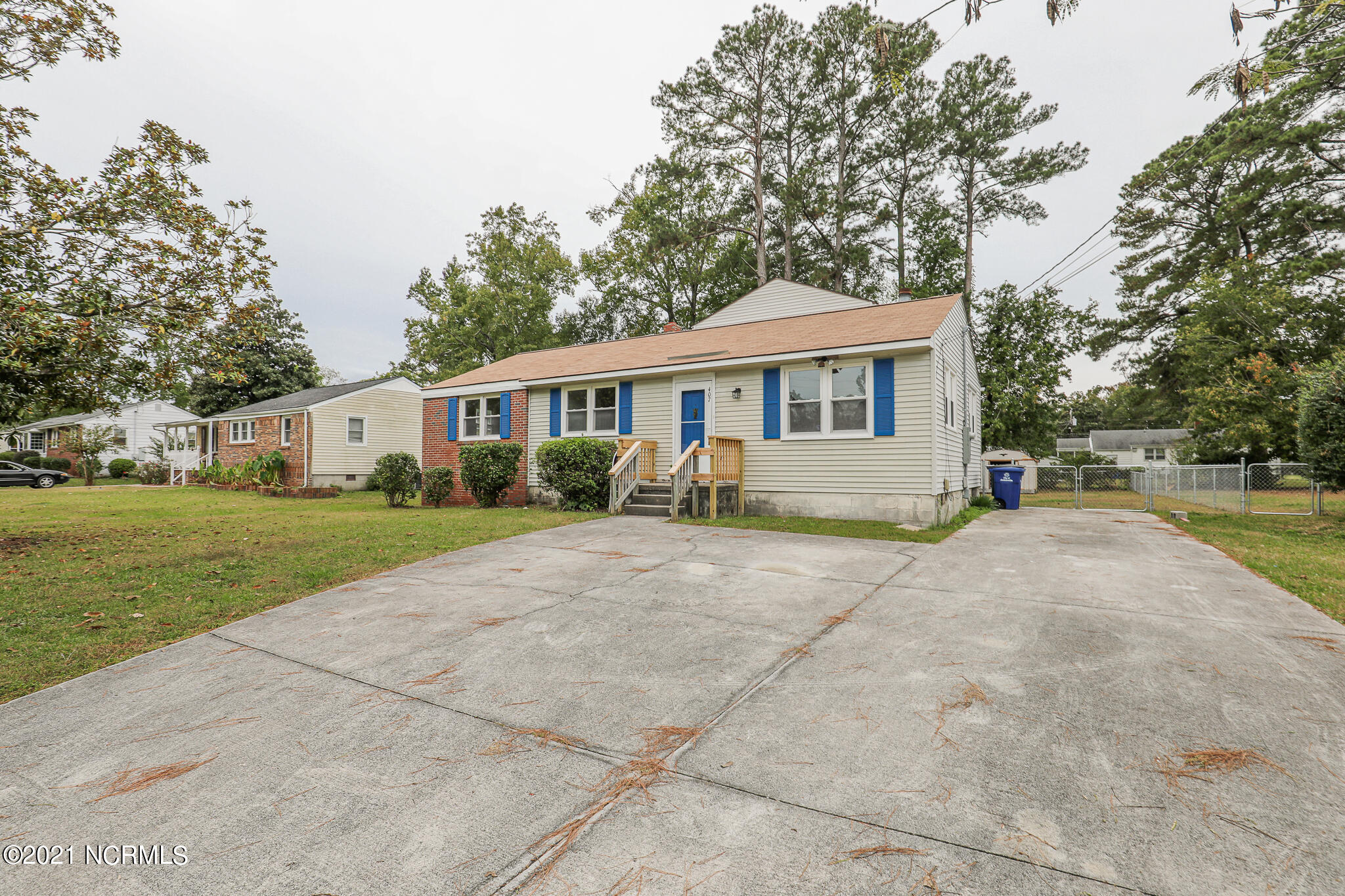 407 Cheyenne Road Jacksonville, NC 28540 - Photo 3 of 36 Christina- 407 Cheyenne-44