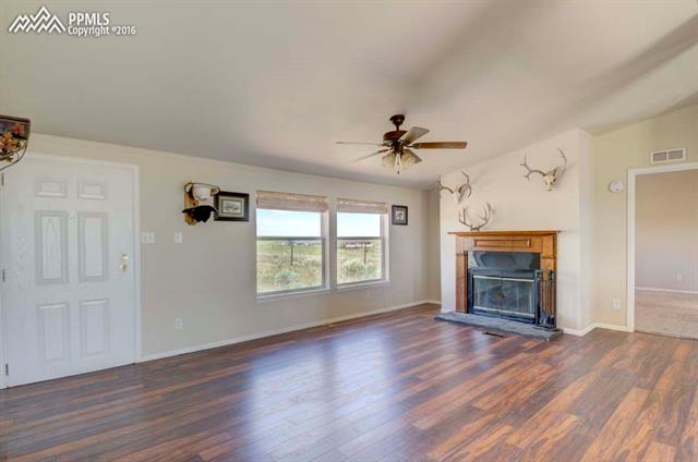 19265 Holman Road Colorado Springs, CO 80928 - Photo 16 of 30 Gallery Image 16