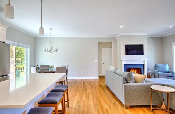 $879,900 | 9 Cassidy Trail, Coventry, RI 02831