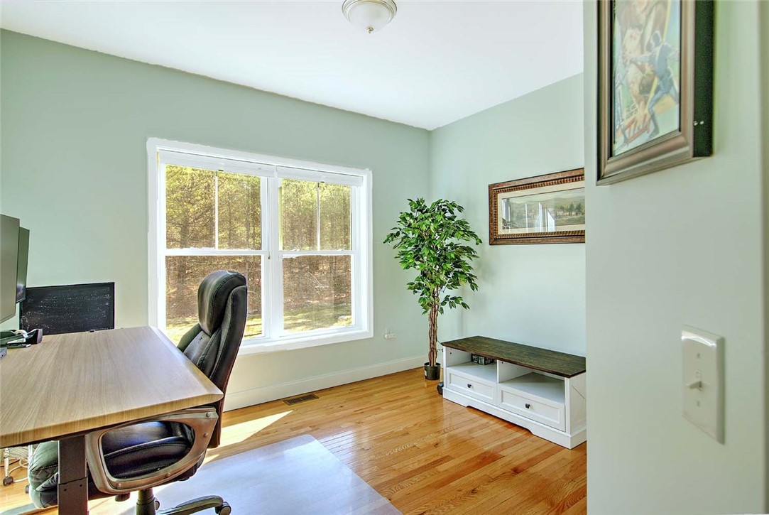 9 Cassidy Trail Coventry, RI 02831 - Photo 27 of 49 Office/flex space