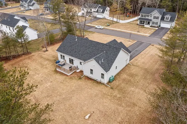 $879,900 | 9 Cassidy Trail, Coventry, RI 02831