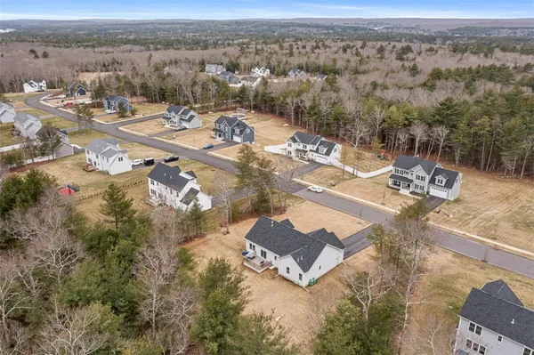 $879,900 | 9 Cassidy Trail, Coventry, RI 02831