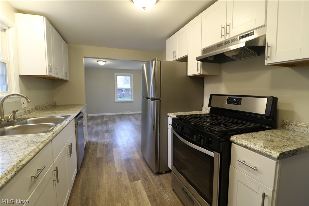 417 Lansing Road Akron, OH 44312 - Photo 5 of 10
