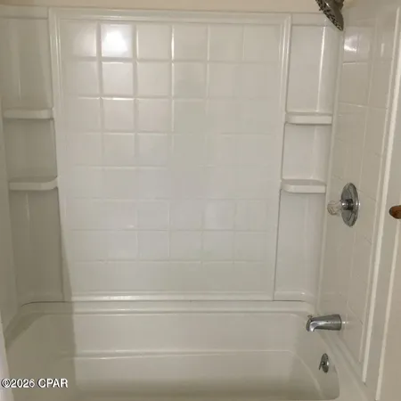 $1,700 | 1025 West 19th Street, Unit 16C, Panama City, FL 32405