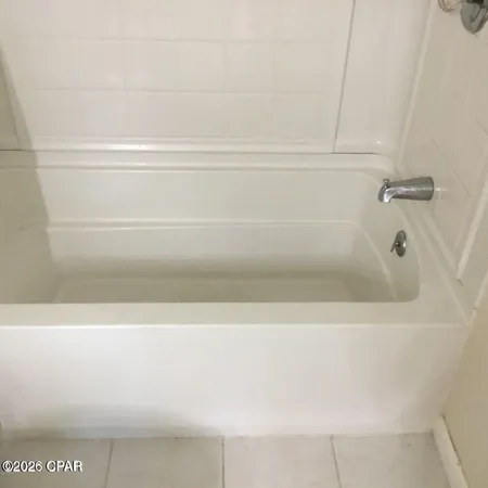 $1,700 | 1025 West 19th Street, Unit 16C, Panama City, FL 32405