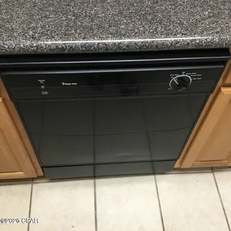 $1,700 | 1025 West 19th Street, Unit 16C, Panama City, FL 32405