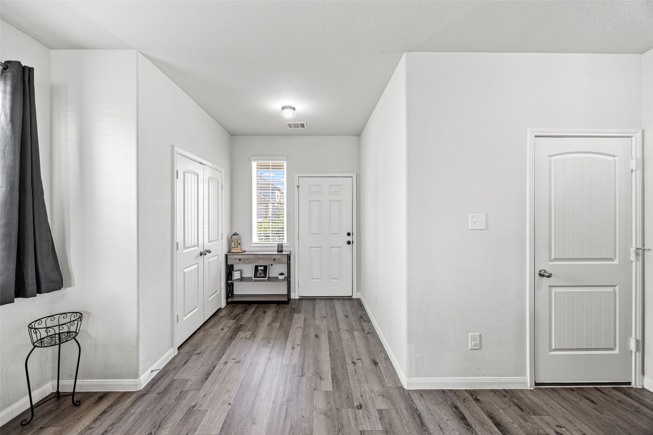 4827 Purple Wisteria Lane Spring, TX 77373 - Photo 6 of 26 wooden floor in a gallery