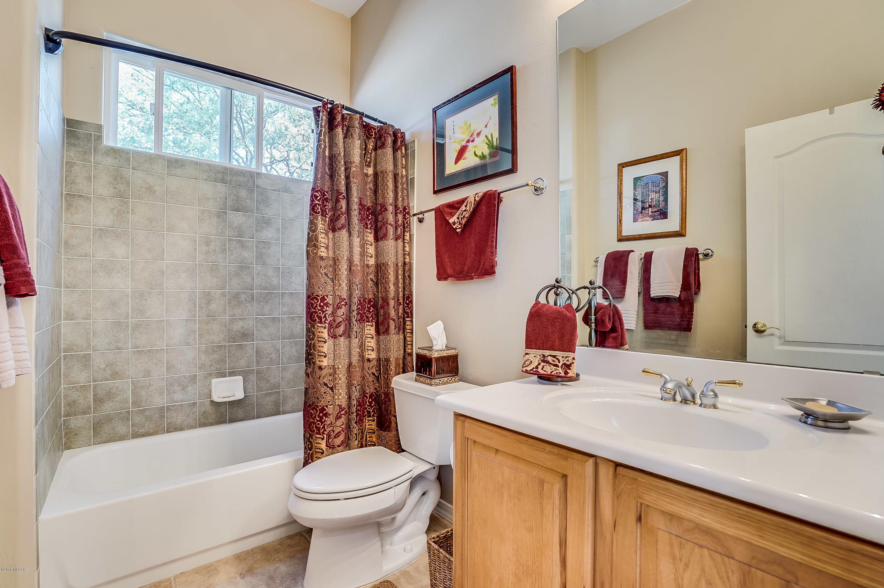 12735 North Piping Rock Road Oro Valley, AZ 85755 - Photo 26 of 35
