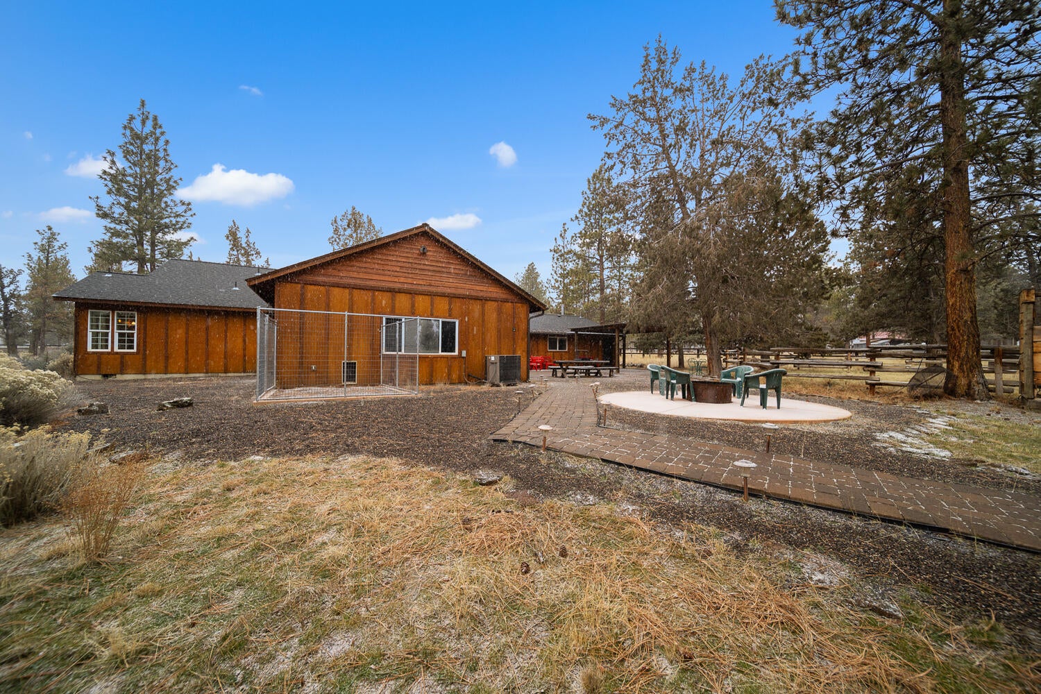 67194 Harrington Loop Road Bend, OR 97703 - Photo 31 of 49 31
