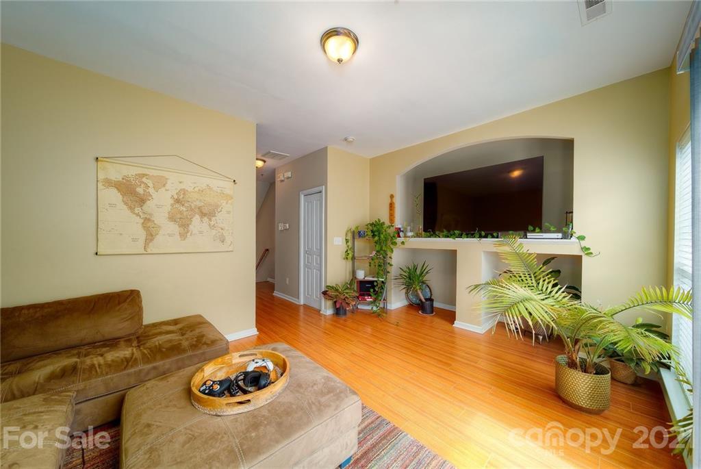 6318 Gammon Road, Unit 14 Charlotte, NC 28269 - Photo 16 of 24 Gallery Image 16