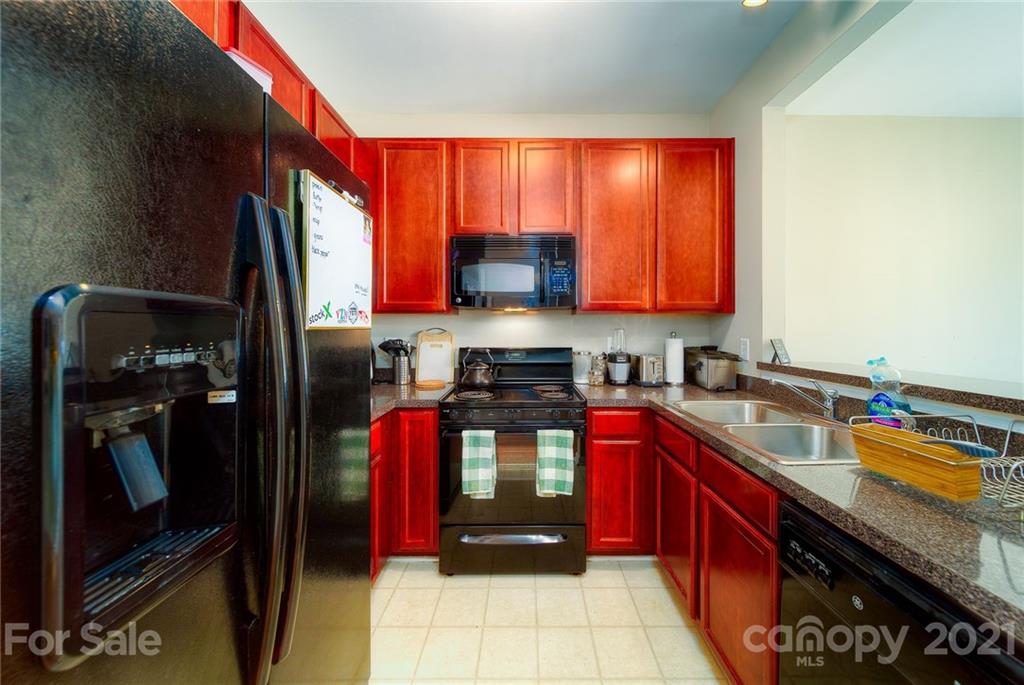 6318 Gammon Road, Unit 14 Charlotte, NC 28269 - Photo 18 of 24 Gallery Image 18