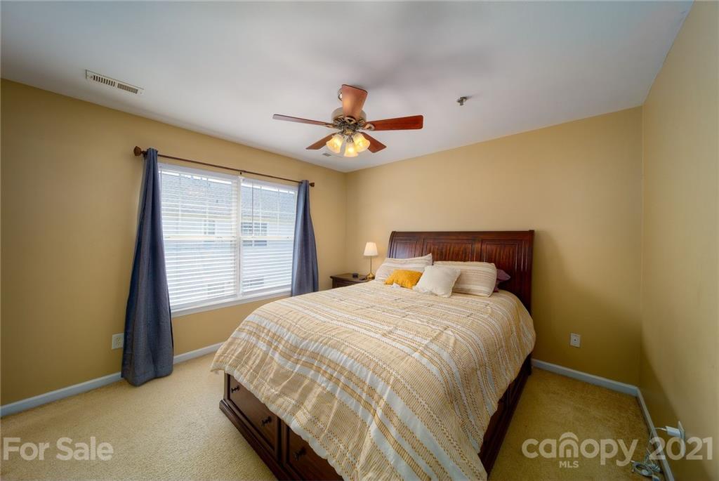 6318 Gammon Road, Unit 14 Charlotte, NC 28269 - Photo 5 of 24 Gallery Image 5