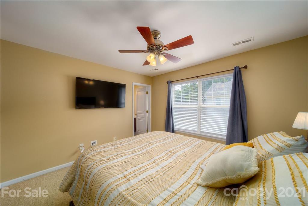 6318 Gammon Road, Unit 14 Charlotte, NC 28269 - Photo 6 of 24 Gallery Image 6
