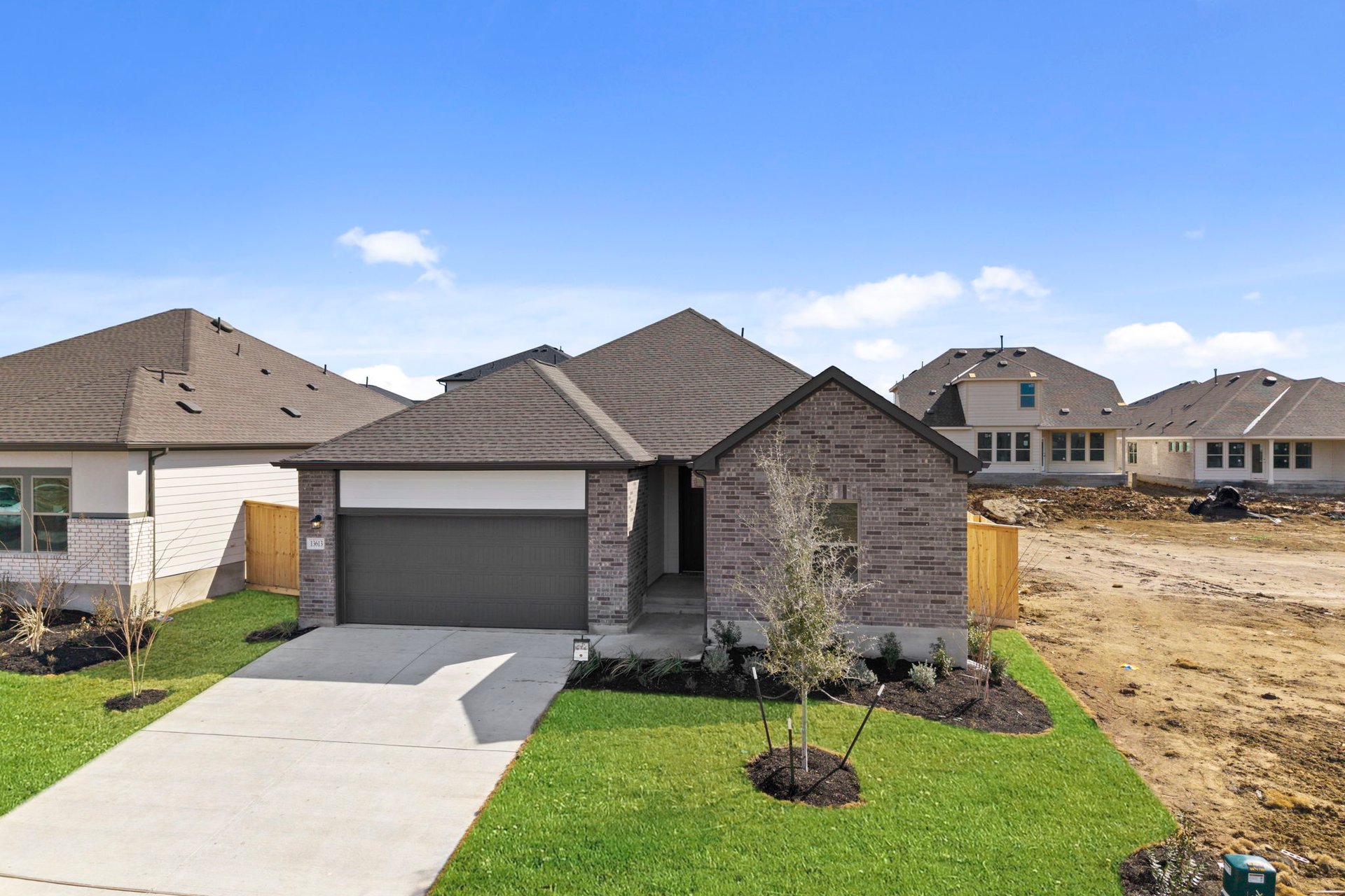 13613 Gray Landing Drive Elgin, TX 78621 - Photo 4 of 33 Front of Home