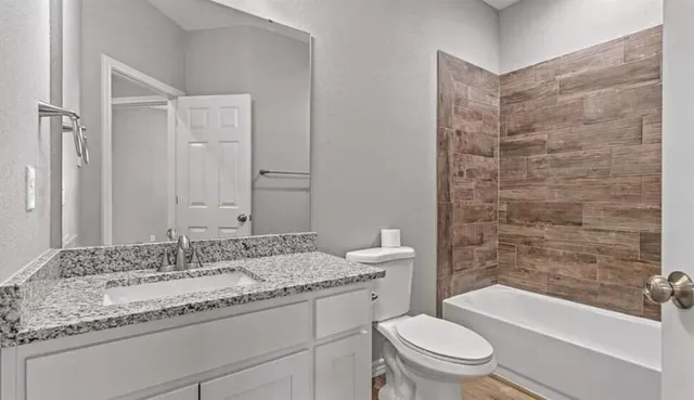 $1,700 | 121 Winners Circle, Unit 102, Weatherford, TX 76087