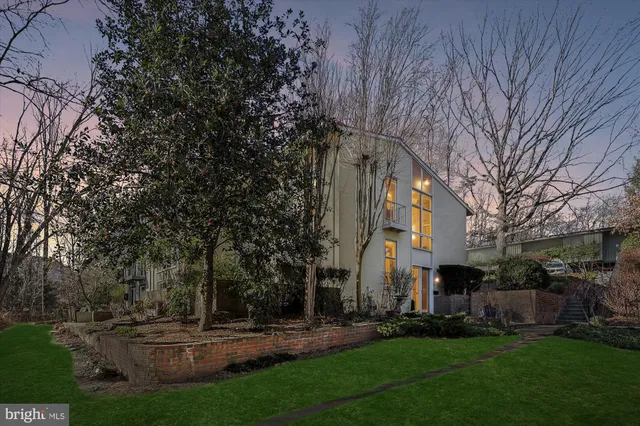 $799,900 | 11487 Waterview Cluster, Reston, VA 20190