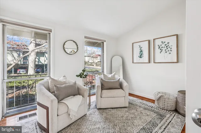 $799,900 | 11487 Waterview Cluster, Reston, VA 20190