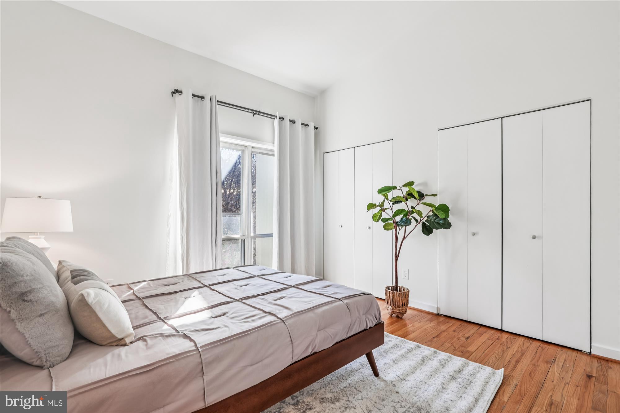 11487 Waterview Cluster Reston, VA 20190 - Photo 27 of 44 Bedroom 3