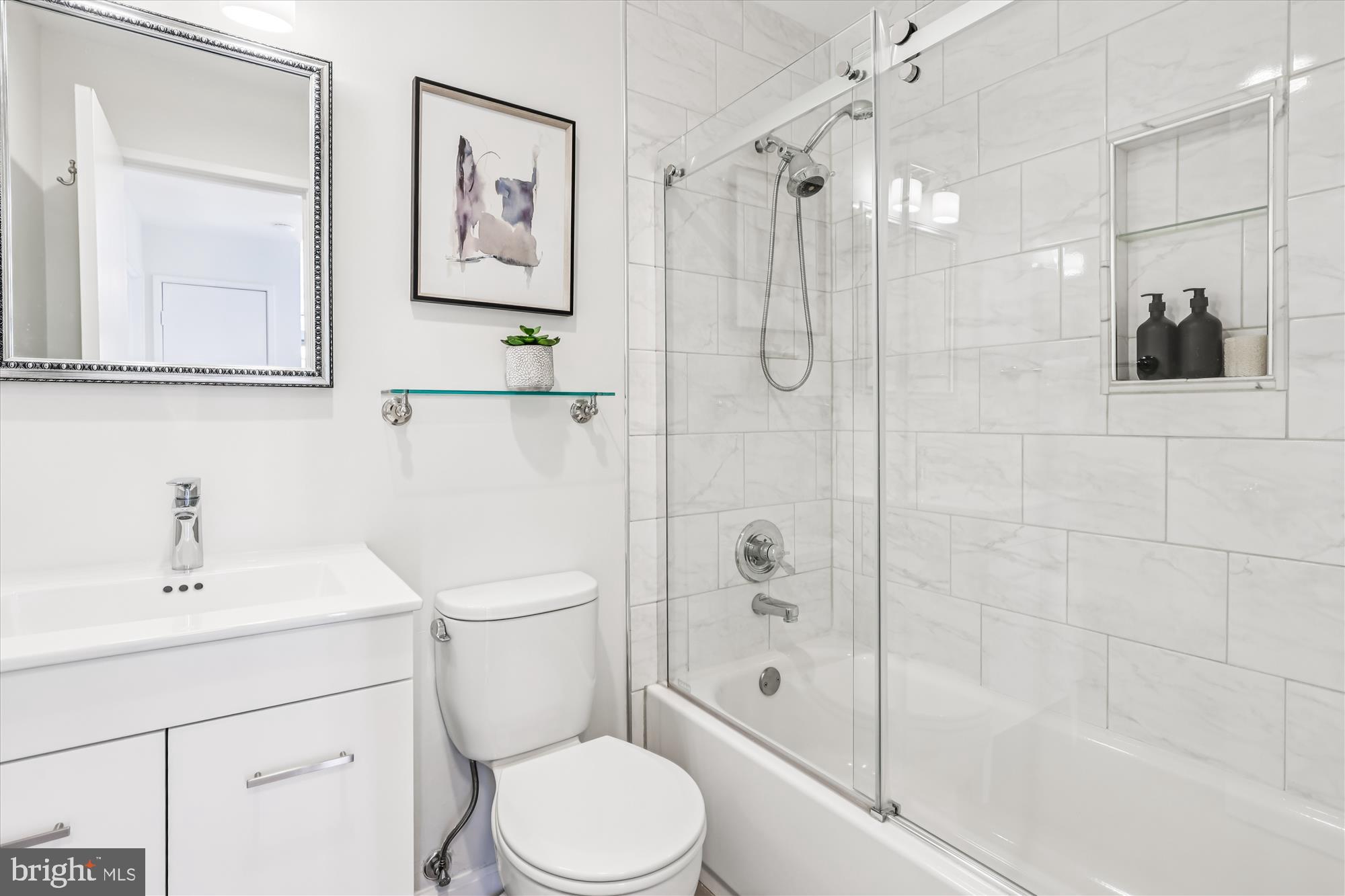 11487 Waterview Cluster Reston, VA 20190 - Photo 28 of 44 Bath