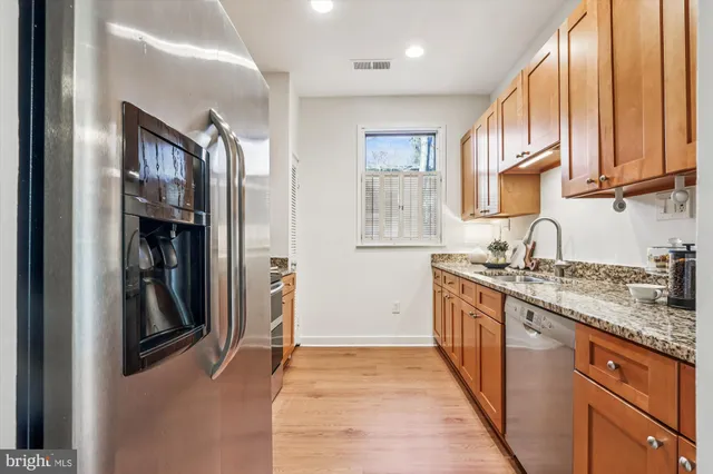 $799,900 | 11487 Waterview Cluster, Reston, VA 20190