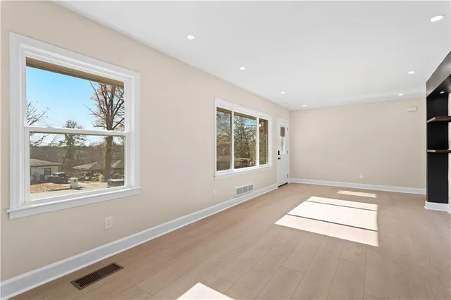 $2,500 | 1766 Flintwood Drive Southeast, Atlanta, GA 30316