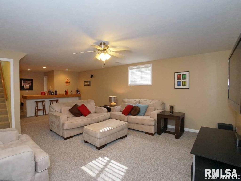 1508 Saltcedar Court Springfield, IL 62712 - Photo 32 of 36