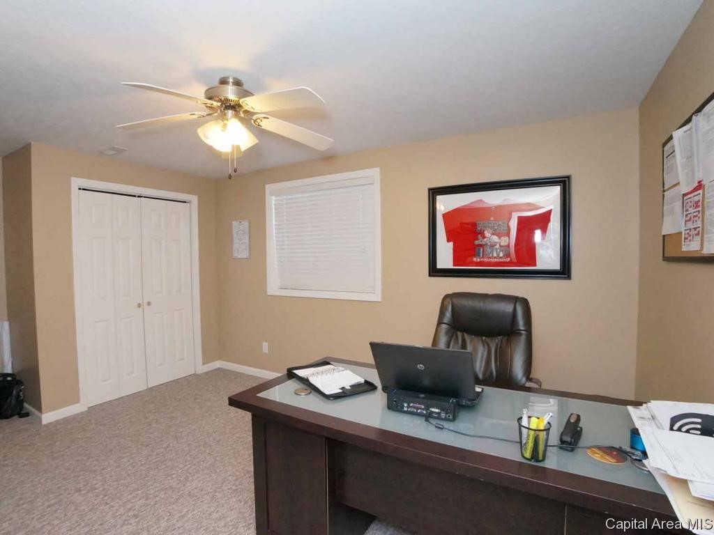 1508 Saltcedar Court Springfield, IL 62712 - Photo 33 of 36