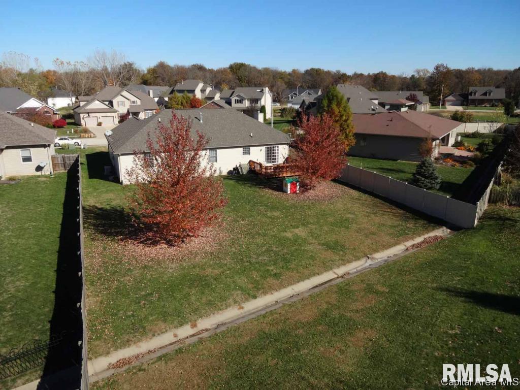 1508 Saltcedar Court Springfield, IL 62712 - Photo 4 of 36