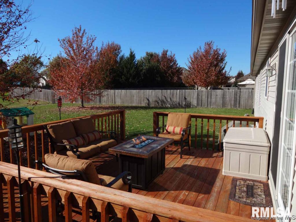 1508 Saltcedar Court Springfield, IL 62712 - Photo 6 of 36