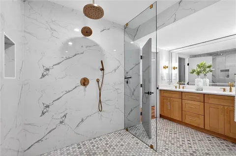 $1,250,000 | 3811 North Stratford Road Northeast, Atlanta, GA 30342