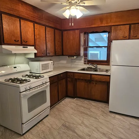 $135,000 | 4223 Kennett Avenue, Rockford, IL 61101