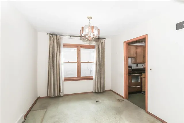 $325,000 | 815 North Ellsworth Street, Naperville, IL 60563