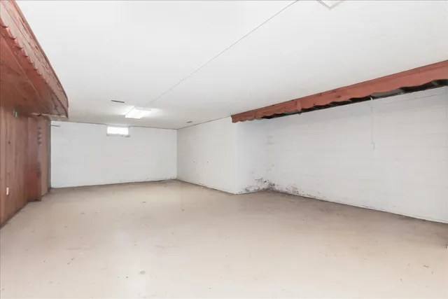 $325,000 | 815 North Ellsworth Street, Naperville, IL 60563