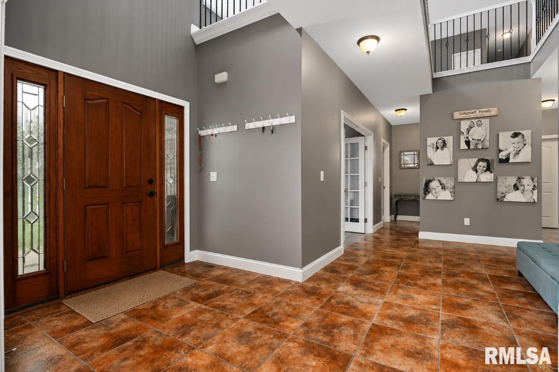 1817 Autumn Ridge Washington, IL 61571 - Photo 3 of 56